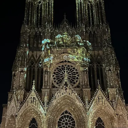 Wellness Ponsardin 1 - Centre Appartamento