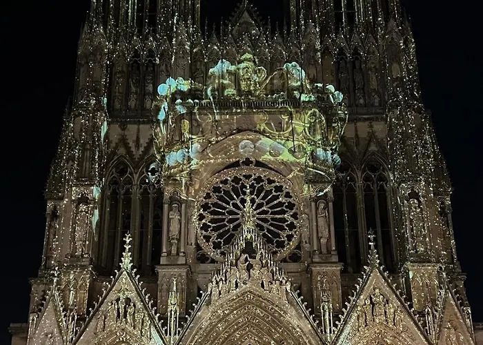 Wellness Ponsardin 1 - Centre Appartamento